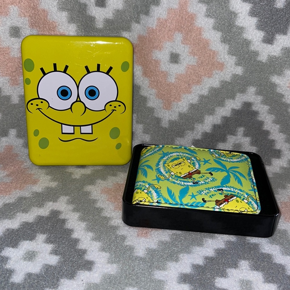 Spongebob wallet in a tin box